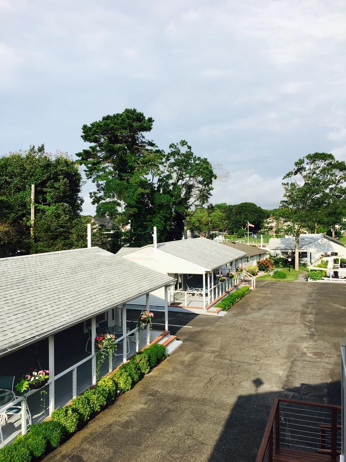 The Drake Inn Hampton Bays Exterior photo